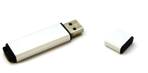 Quel est le meilleur modèle de clé USB SanDisk pour une utilisation quotidienne sécurisée ?
